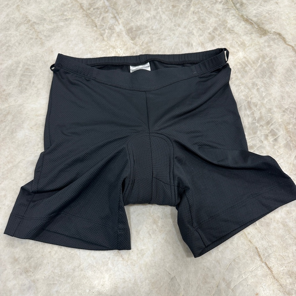 EUC Pearl Izumi Women's Black Padded Cycling Spinning Biking Shorts Size L - Picture 1 of 4